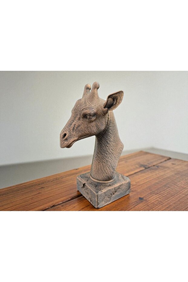 Zürafa Büst Figürü - 1