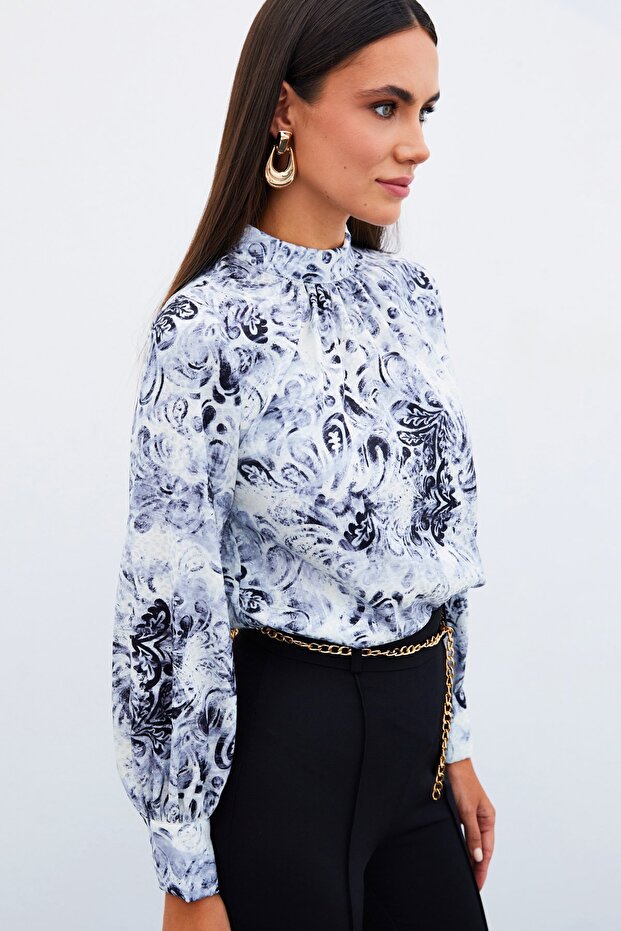 بلوزة منقوشة بياقة واقفة - أسود - 5