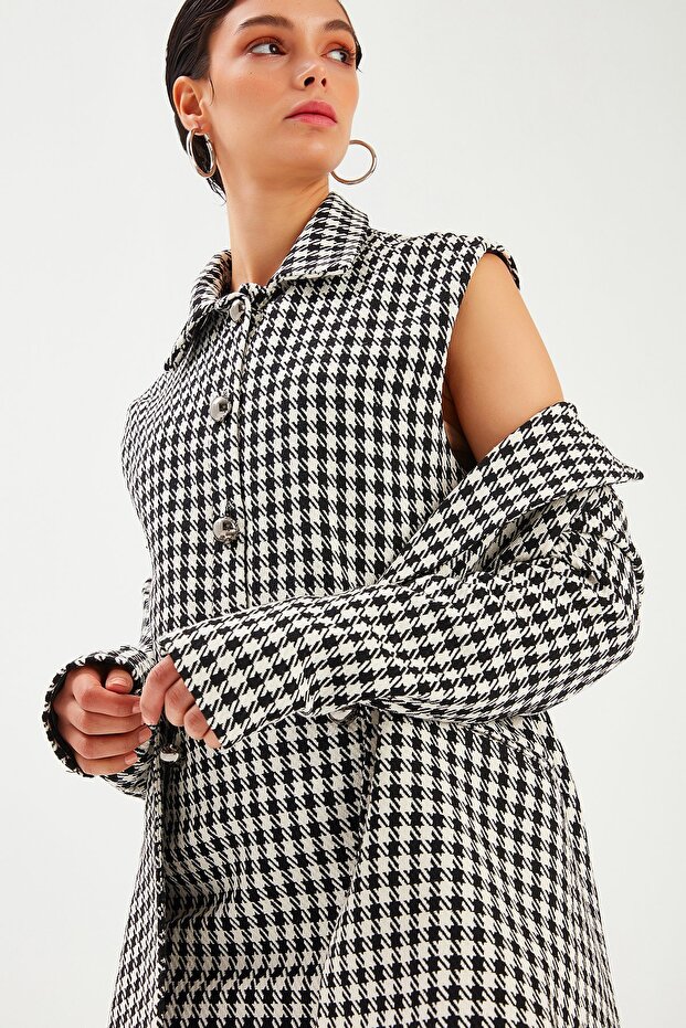 سترة بنقشة مربعات - أسود - 4