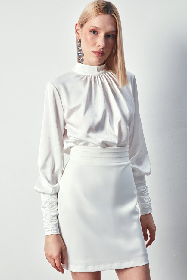 Chain Patterned Satin Blouse - Ecru - 2