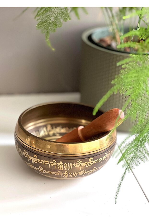 Tibet Brass Sound Bowl -12,5 Cm/ Meditation and Yoga Chime, Singing Bowl, Set with Mallet