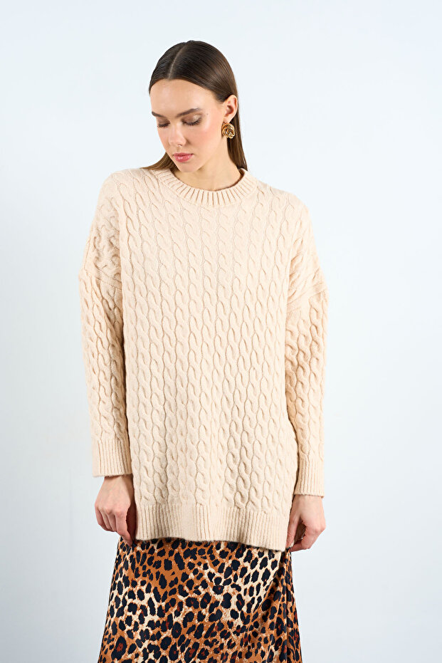 Women's Vanilla Crew Neck Slit Hair Knit Oversize Sweater