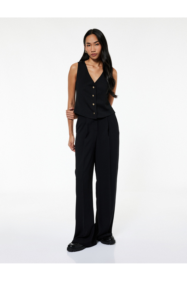 Bürümcük Fabric Textured V-Neck Buttoned Vest