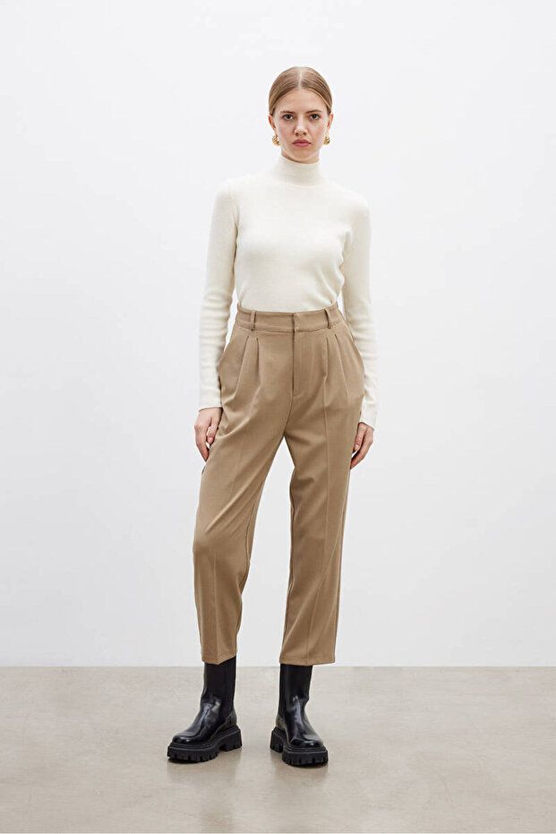 KUM ÜTÜ İZLİ PANTOLON - 3