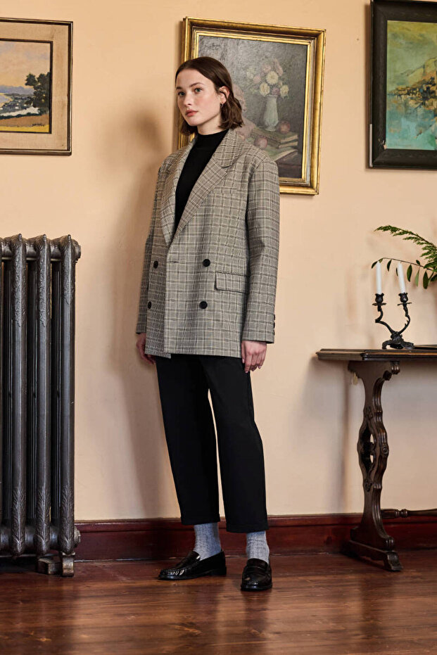 Blazer with Pacquered Pattern - 4