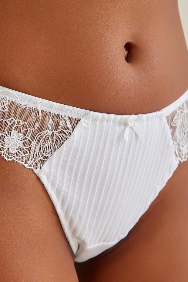 Paris Ekru Dantelli String Külot - 6