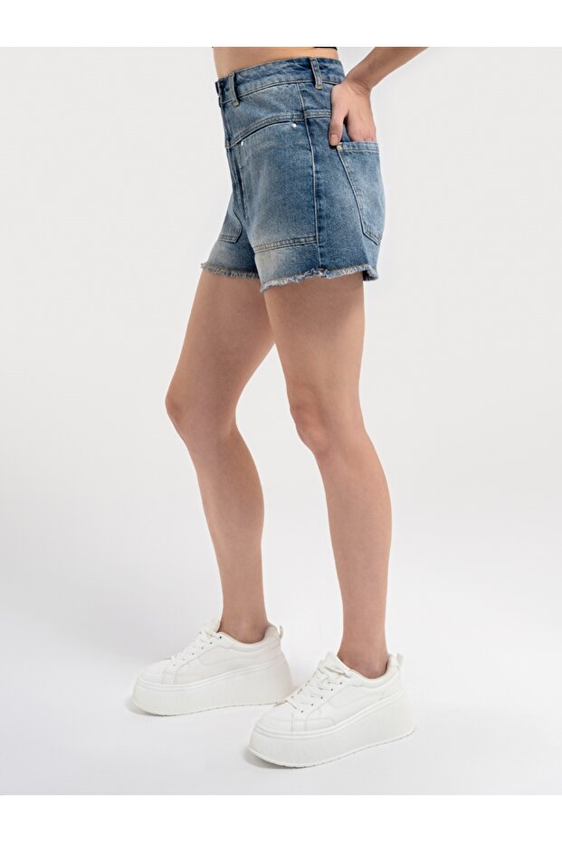 Regular Fit Kadın Şort - 4