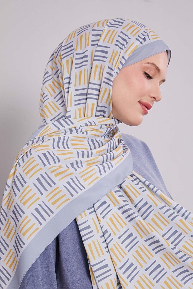 Gray Square Line Pattern Club Shawl - 1