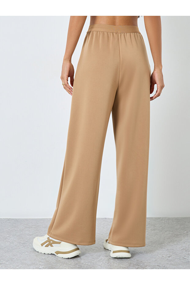 Solid Mid Rise Wide Leg Pants - 4