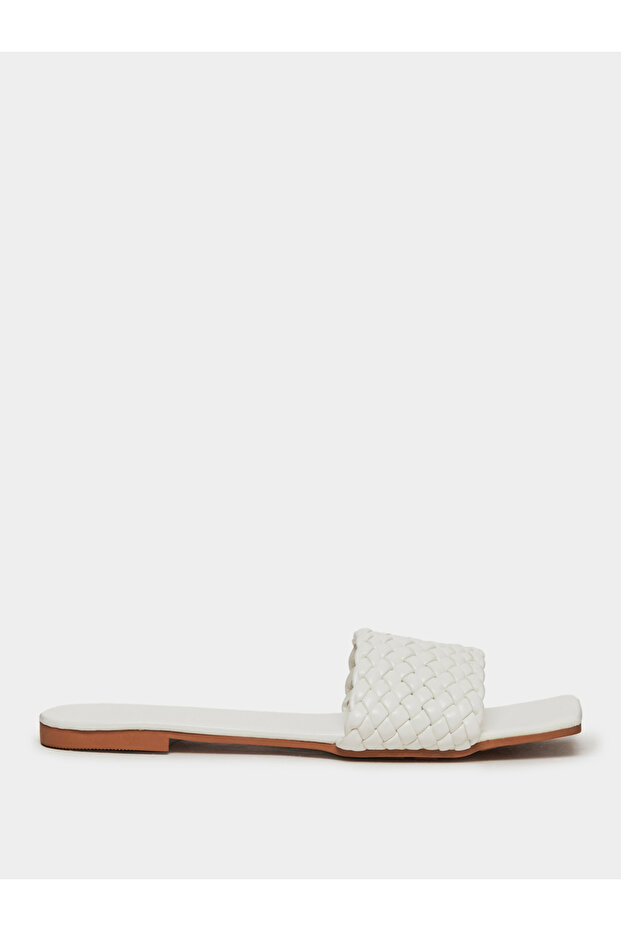 Solid Textured Weaving Flat Sandals - 1