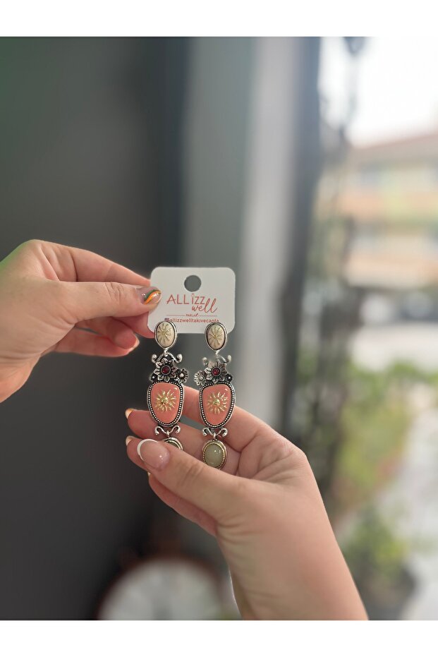 Marka Model Küpe - 2