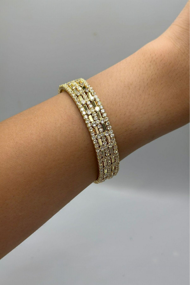 أصفاد VIP المرصعة بالأحجار - 1