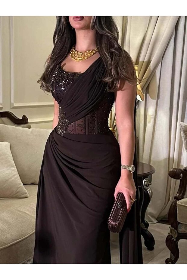 فستان سهره طويل جورجيت بني بتطريز يدوي فاخر