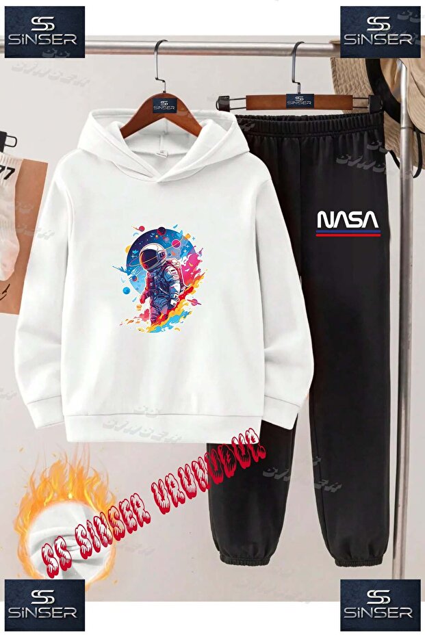 Children's Unisex Printed Hooded Tracksuit Set with a Colorful Pattern of an Astronaut and a Circle