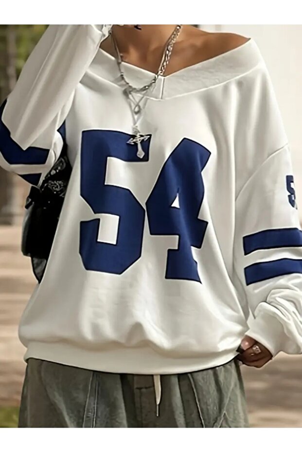 54 Number Printed V-Neck Oversize Sweatshirt