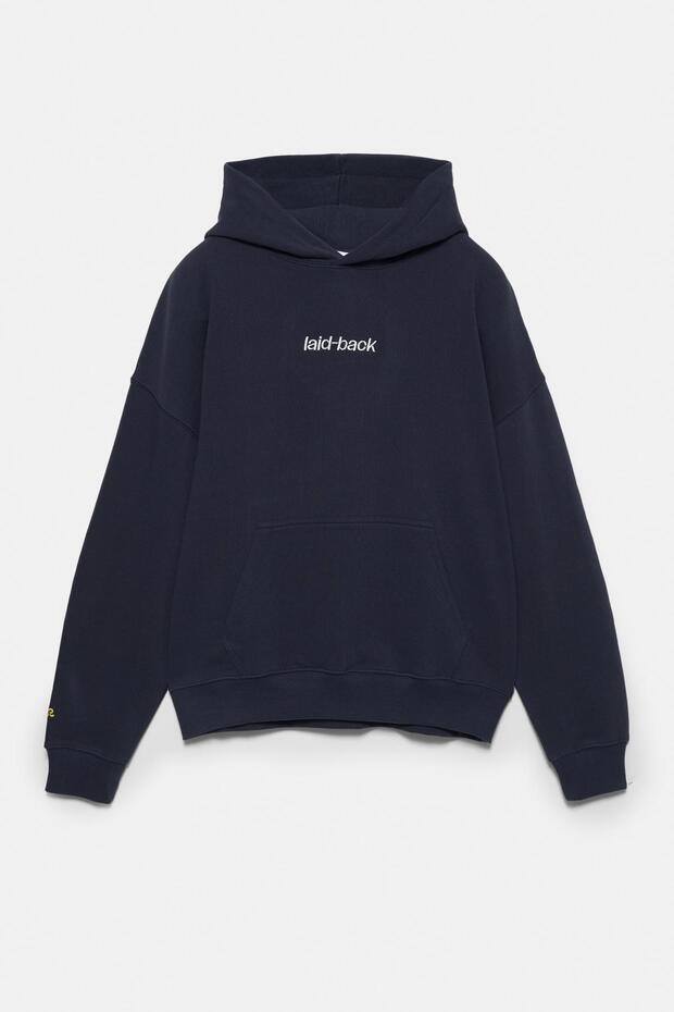 Yazılı mavi kapüşonlu sweatshirt - 6