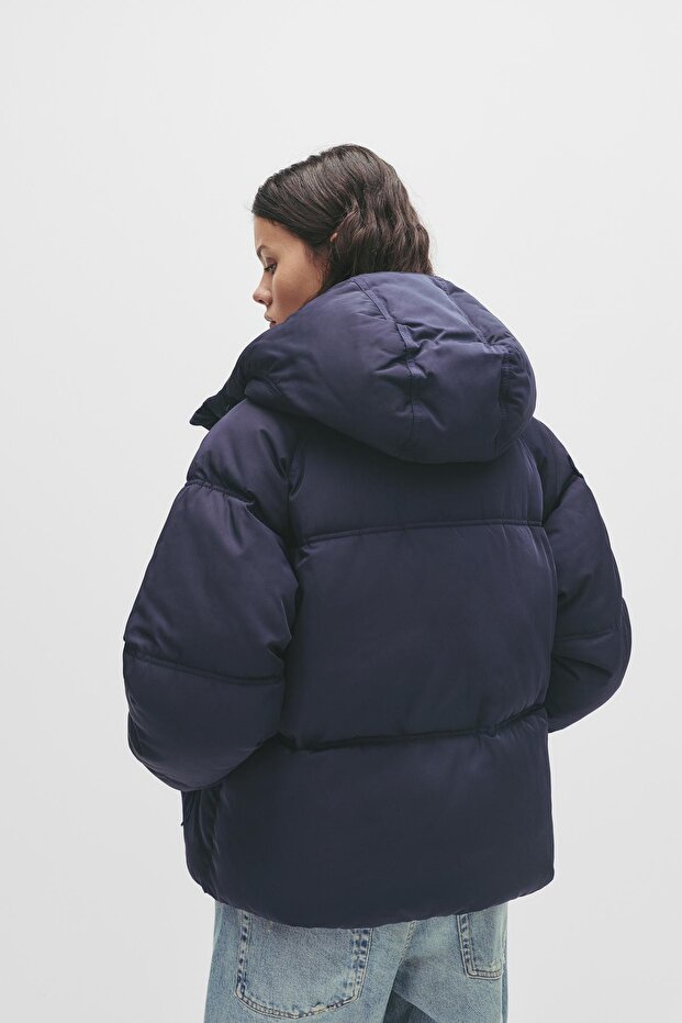 Kapüşonlu şişme mont - 4