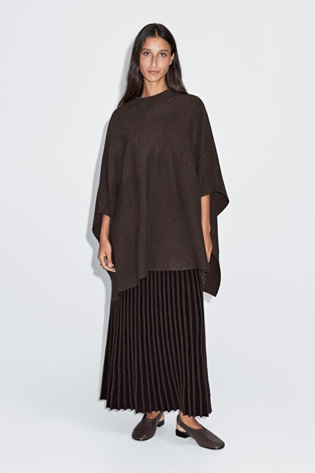 Dik yaka triko pelerin - 1