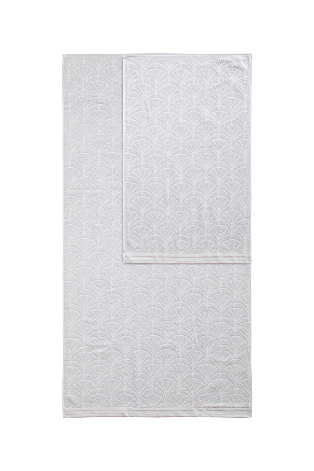 Sparkling Choices from Shining Store |   Patterned Bath Towel Set of 2 - 4