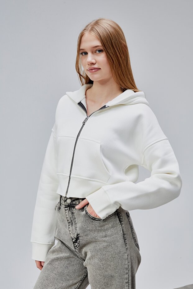 Kadın Kapşonlu Beyaz Basic Crop Sweatshirt - 2