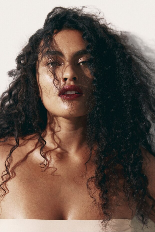 Mikrofiber Thong Body Light Shape - 3