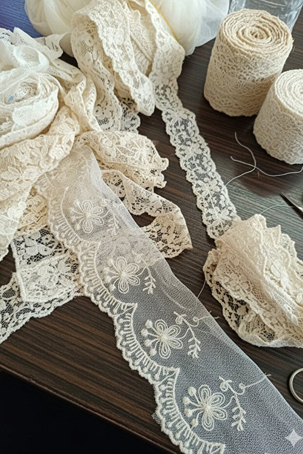 Guipure, Lace Beige Color Cotton 14 Meters Lace