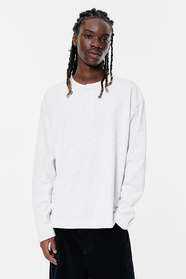 Düğmeli yaka düğmeli tişört - 2