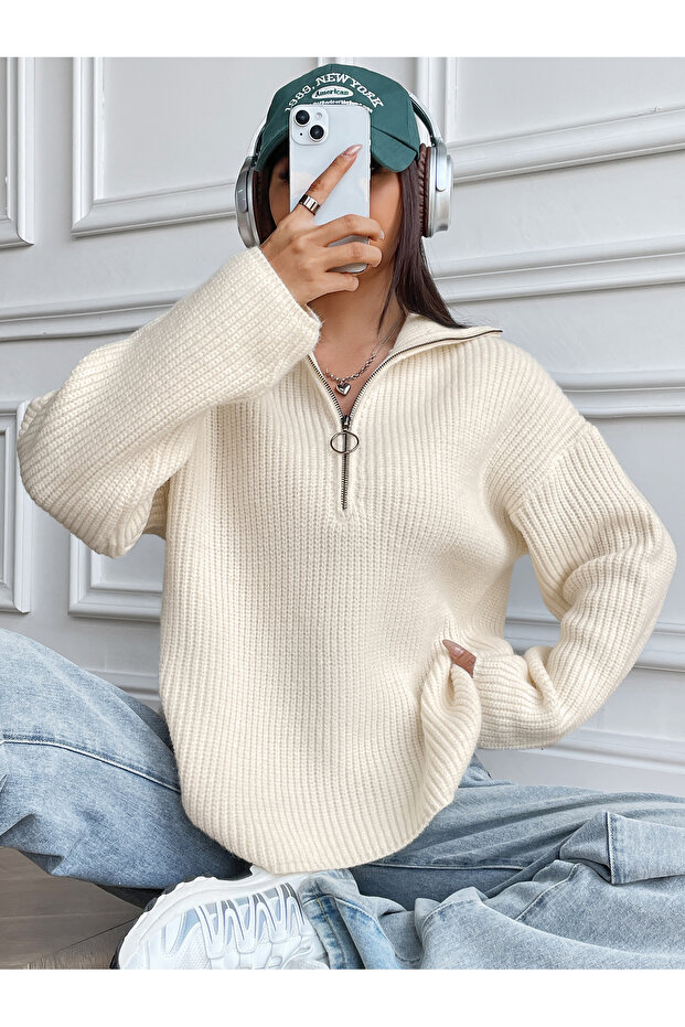 Zippered Knitwear Sweater
