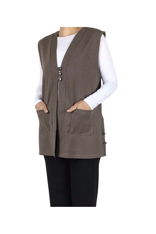 Women's Three Button Front Short Seasonal Vest