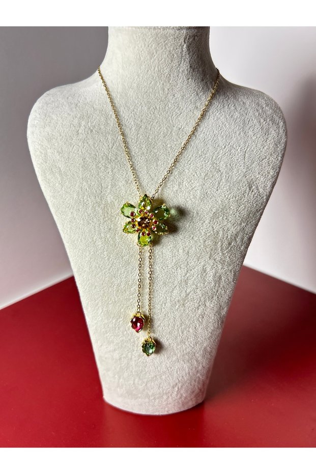 Stone Flower Patterned Steel Necklace