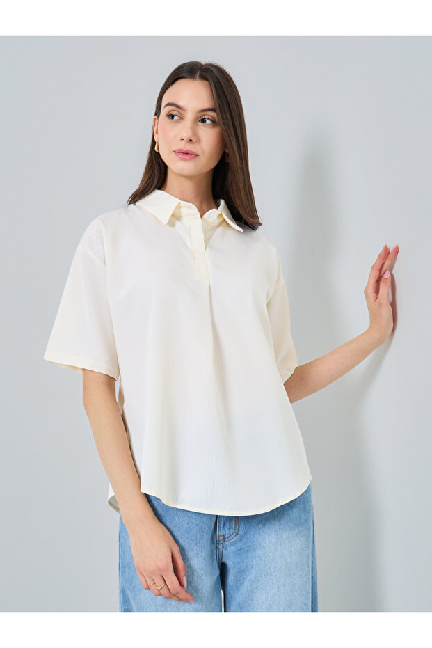 Oversized Spread Collar Short Sleeve Blouse
