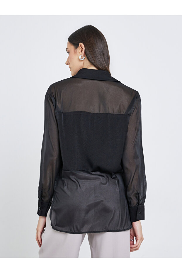 قميص سادة بياقة واسعة وأزرار - 4