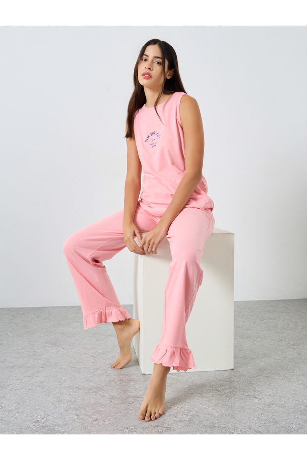 New York Print Vest and Ruffle Hem Pyjama Set
