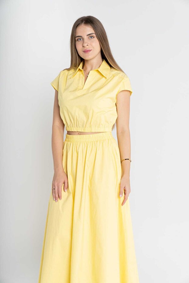 Solid Short Sleeve Crop Top - 1