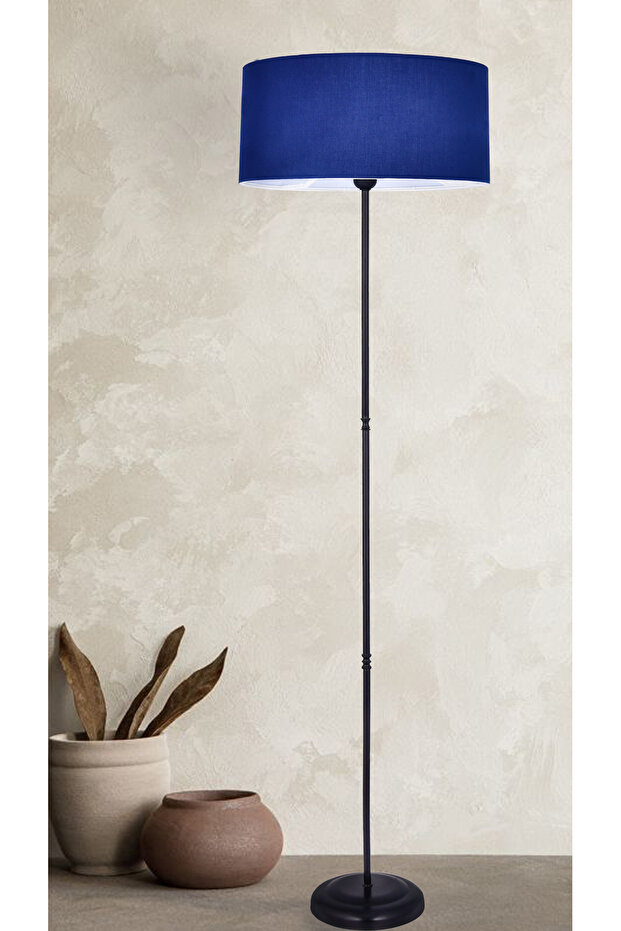 Metal Klasik Tek Ayaklı Lambader - 1