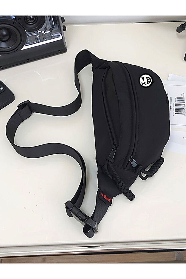 Solid Zip Closure Crossbody Bag - 4