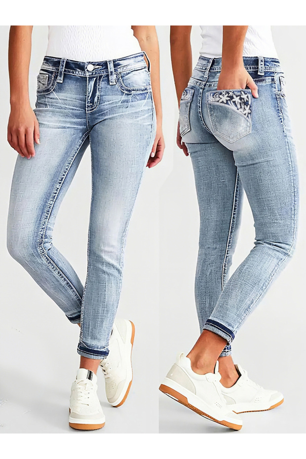 Slim Fit Faded Jeans with Floral Print Pocket