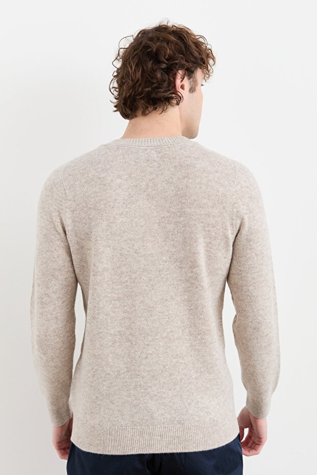 سترة صوفية أساسية للرجال بياقة على شكل حرف V - 4