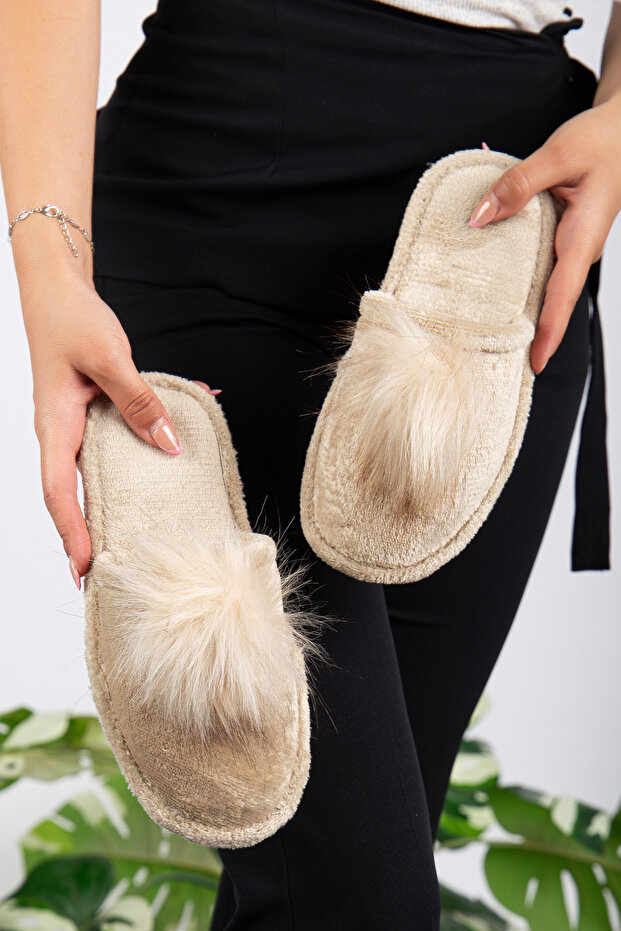 Winter Pompom Plush Gift Hospitality Gift Bridal Dowry House Slippers