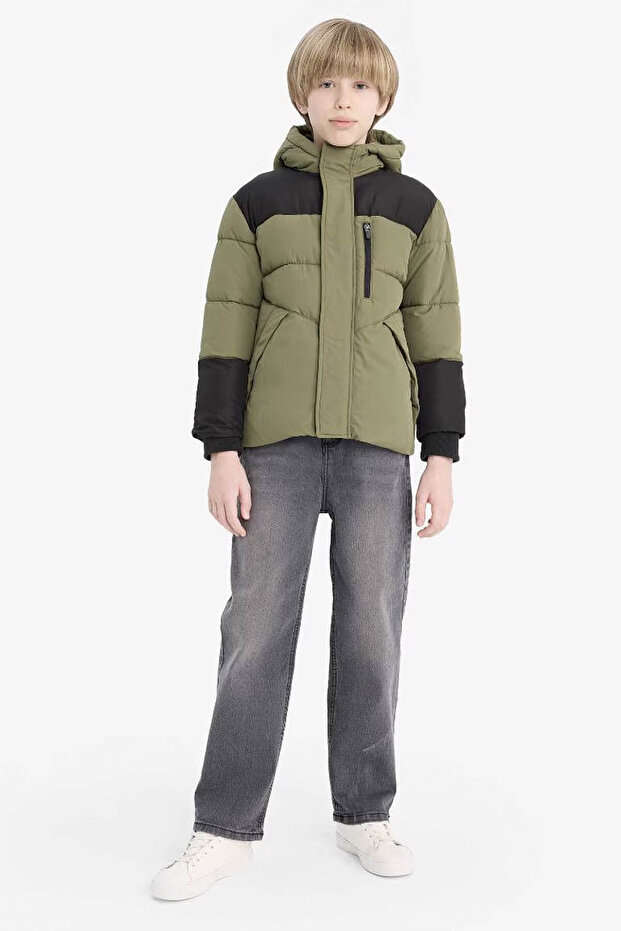 Nieprzemakalna kurtka z kapturem i zamkiem błyskawicznym dla chłopców E8648A825WN - 2