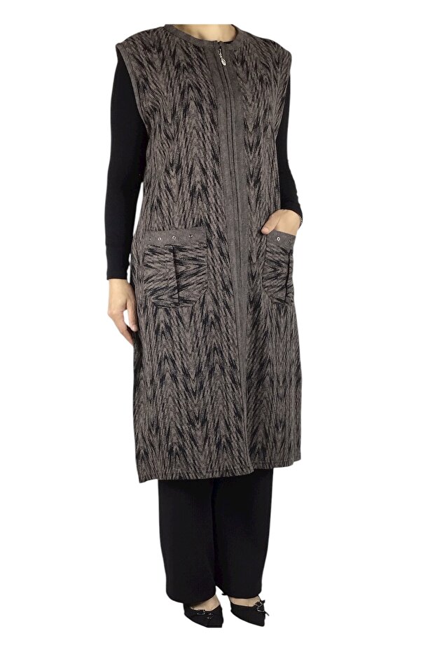 Thick Winter Vest with Front Zipper and Patterned Pockets - 1