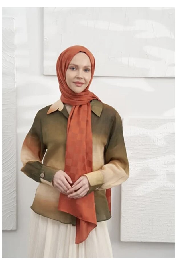 شال من الجاكار الإيطالي بنمط الداما