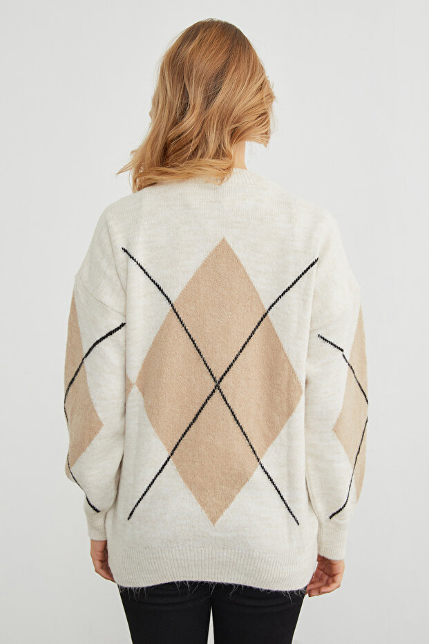 سترة كبيرة الحجم منقوشة بالألماس - 7