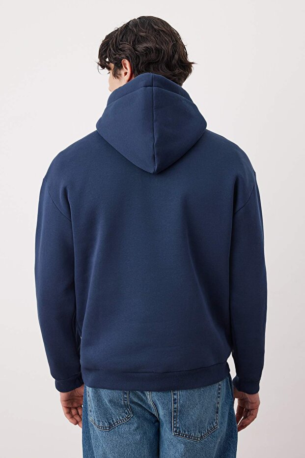 Lacivert Oversize/Geniş Kesim İçi Polar/Sıcak Tutan Pamuk Unisex Sweatshirt TMNAW22SW1462 - 4