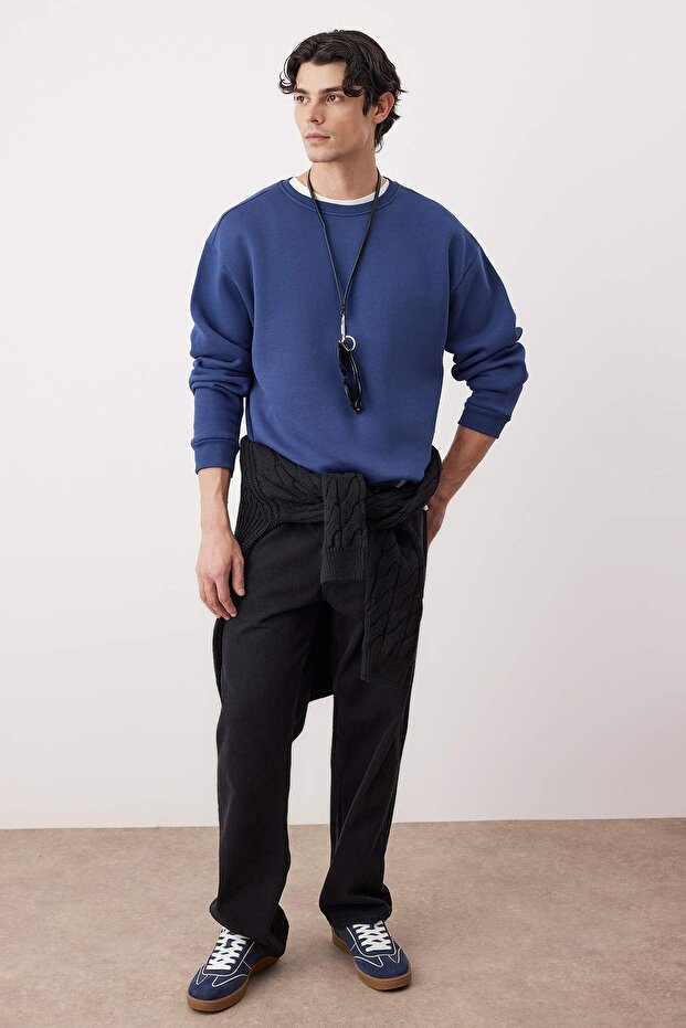 Lacivert Oversize/Geniş Kesim Pamuklu Basic İçi Polarlı Kalın Sweatshirt TMNAW25SW00011 - 2