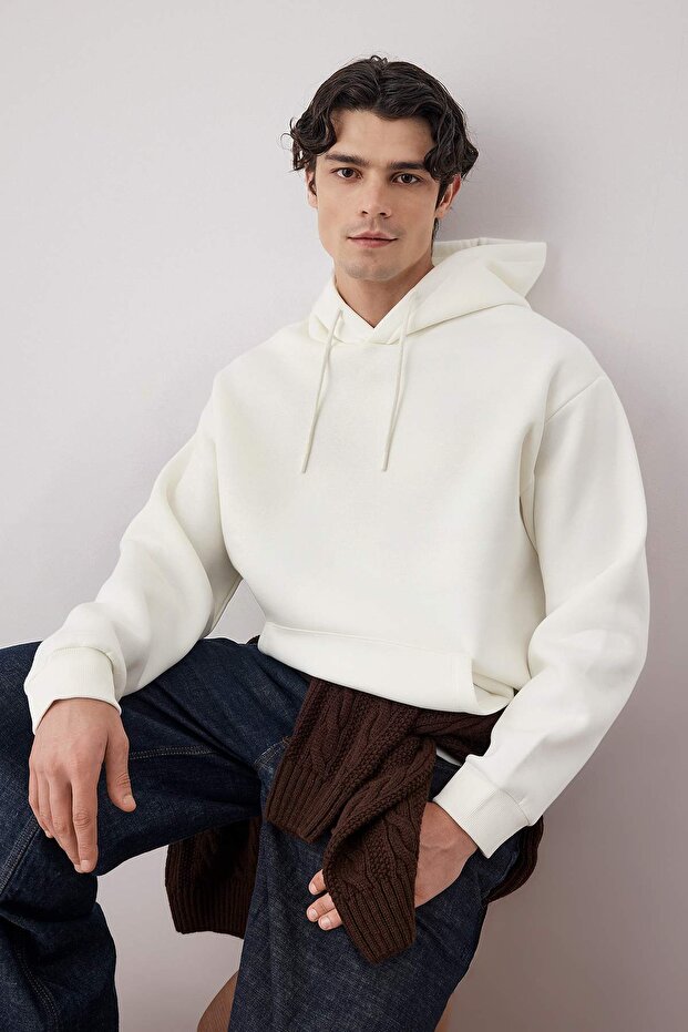 Ekru Basic Oversize/Geniş Kesim Kapüşonlu İçi Polar/Sıcak Tutan Sweatshirt TMNAW21SW2005 - 2