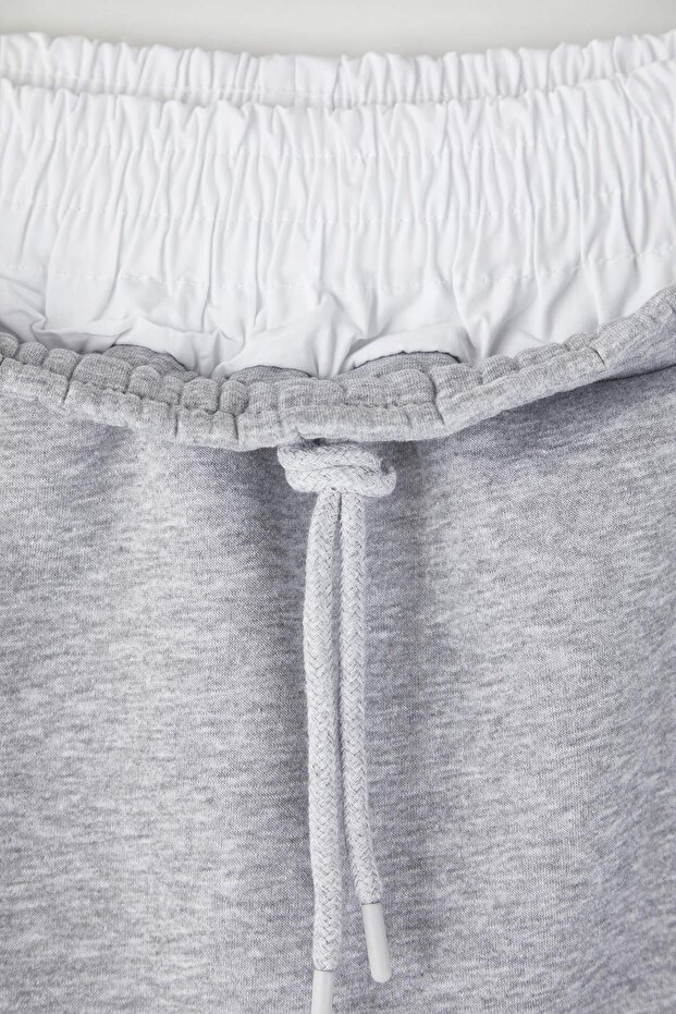 Gri Melanj Beli Poplin Detaylı Örme Mini Büyük Beden Etek TBBAW26AZ00022 - 6