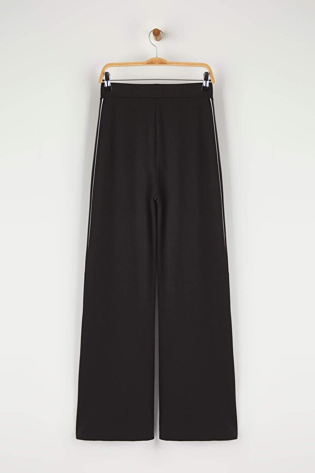 Siyah Biyeli Wide Leg/Geniş Paça Örme Spor Eşofman Altı THMAW26EA00001 - 7