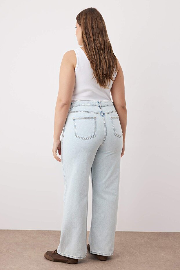 Buz Mavisi Yüksek Bel Geniş Paça Denim Büyük Beden Jeans TBBSS24CJ00028 - 4