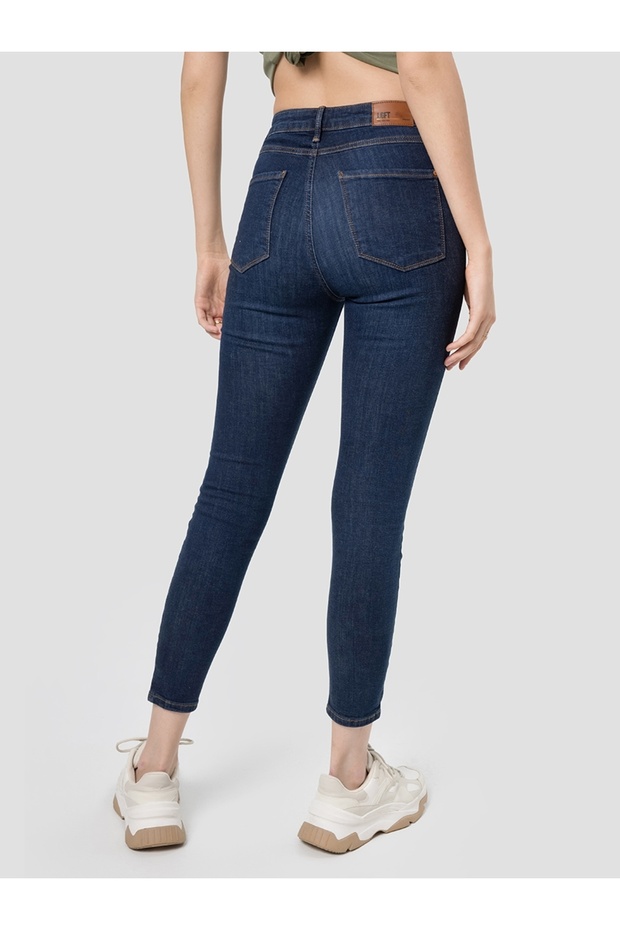 Natalie Skinny Fit Women's Pants